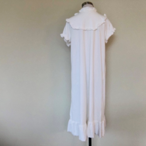 Nightgown SECRET TREASURES Medium White Ruffled Yoke Short Sleeves - Picture 5 of 7